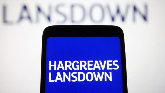 Hargreaves Lansdown urges anyone with savings to
