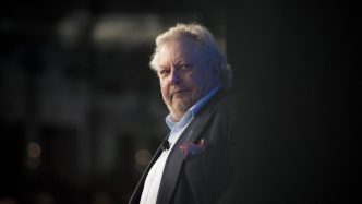 Super giant quits $580 million stake in WiseTech