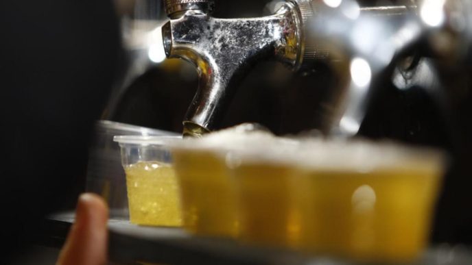 Trump's trade war threatens US craft beer brewers