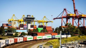 Australia records rare US trade surplus on tariff