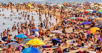 DWP clarifies Universal Credit rules for holidays