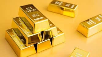 Gold hits new record as traders seek safety from