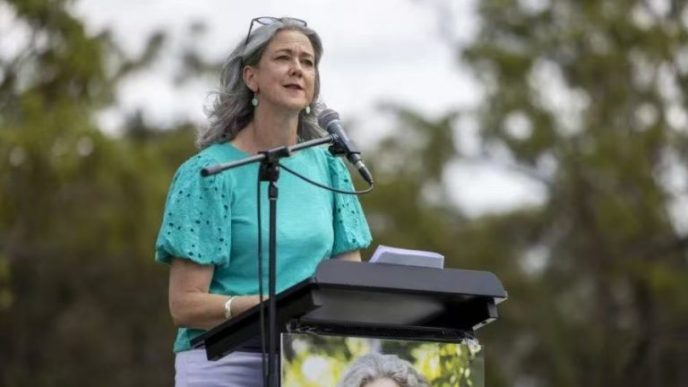 Independent candidate calls for AUKUS inquiry