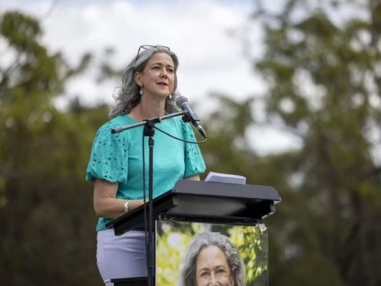 Independent candidate calls for AUKUS inquiry
