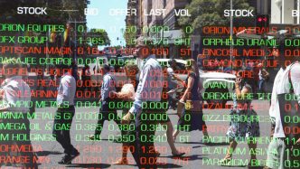 Trump tariff backdown boosts ASX, jumping up on