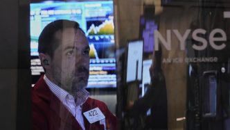 Wall St rises amid investor hopes for tariff
