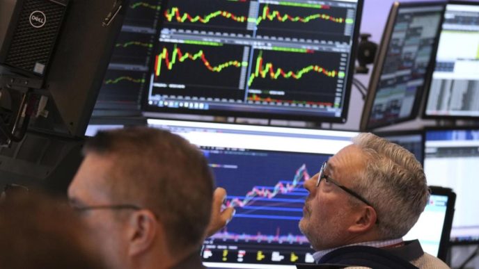Wall Street rebounds sharply on hopes of tariff