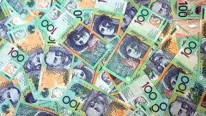 Albanese government pushes to increase wages for