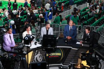 Comcast spends big bucks to bring back an NBA