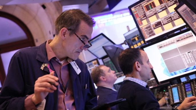 Reports may show if economy is toughing out