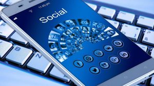ASIC warns ‘finfluencers’ as global regulators