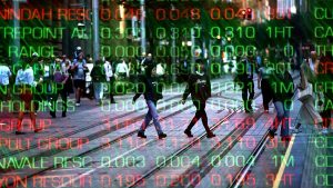 Aussie shares rebound as US extends China tariff