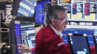 Chip stocks lift Wall St as investors await trade
