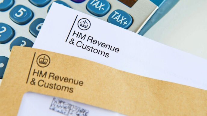 HMRC issues terrifying update as 100,000 UK