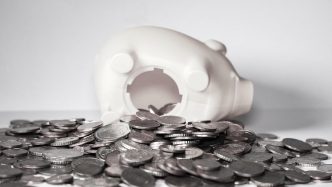 Reserve Bank warns ‘periodic disruptions’ to debt