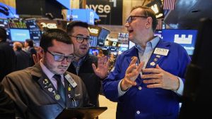 S&P 500 ends lower as traders focus on Mideast