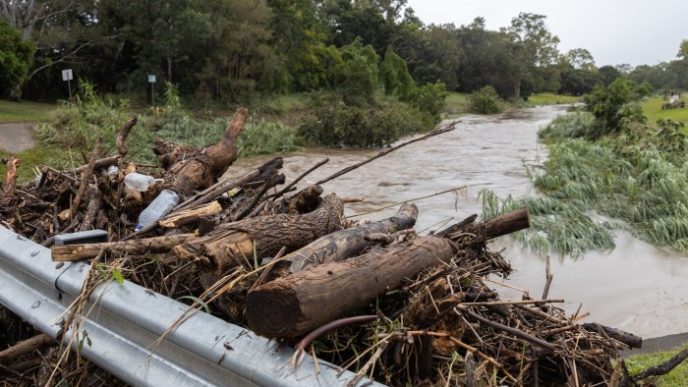The Rural Aid charity delivers fodder to drought-hit Kangaroo Island in June