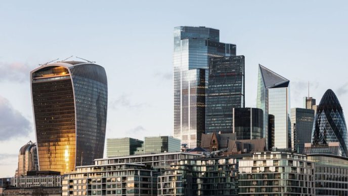 FTSE 100 proves its mettle once again as index