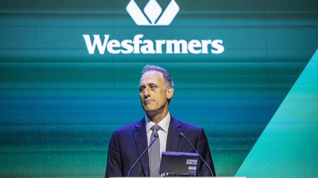 Mining tipped to again push top-tier profits lower