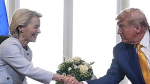 US President Donald Trump announces EU trade deal