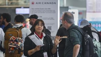 Air Canada delays restart plan, strike to continue