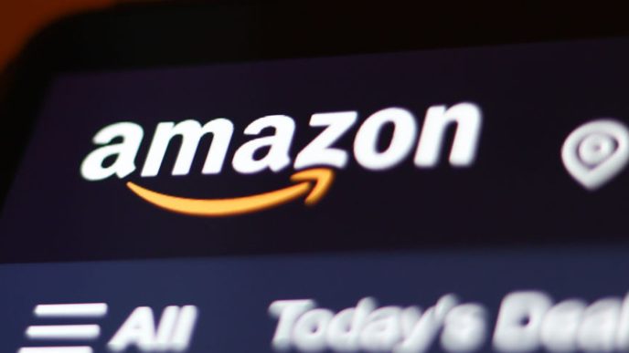 Amazon is selling $40 Bluetooth headphones with