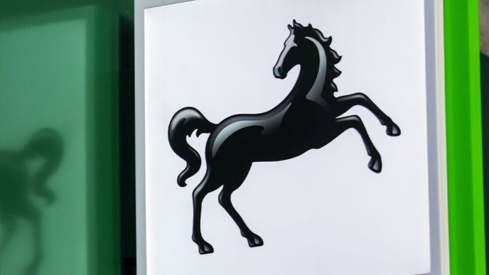 Lloyds Bank update over qualifying for extra 0.2%