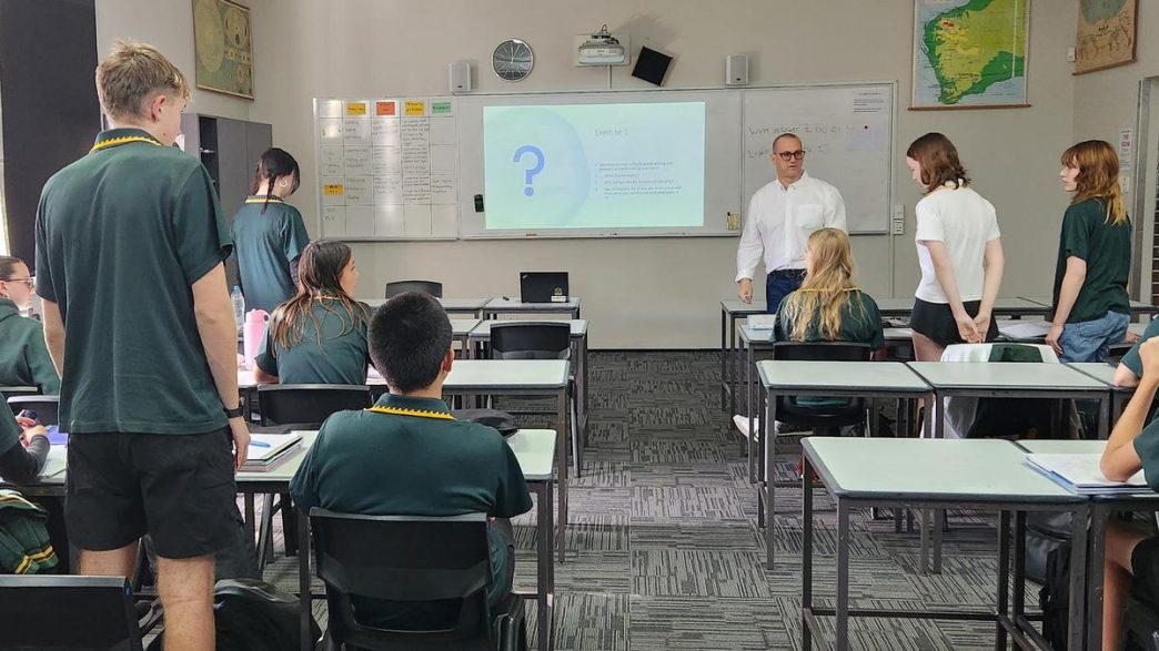 Productivity Commission says teachers should be