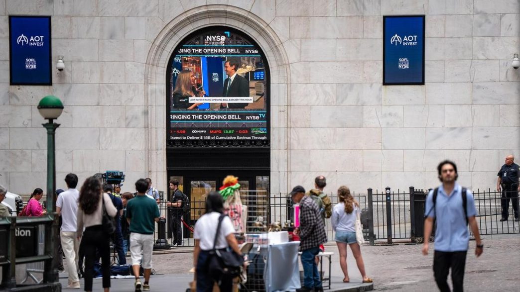 Wall St mixed, chip majors in focus after China