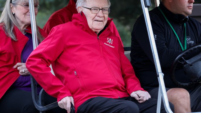 Warren Buffett's stock still struggling since